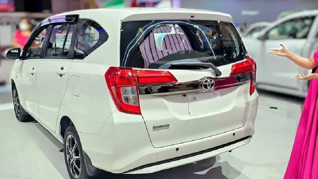 Toyota Innova Crysta